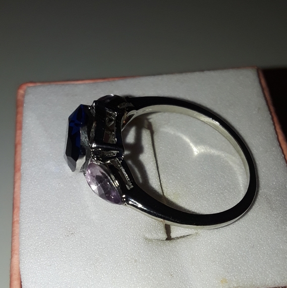 Sapphire and amethyst ring size 7, brand new - Picture 4 of 5